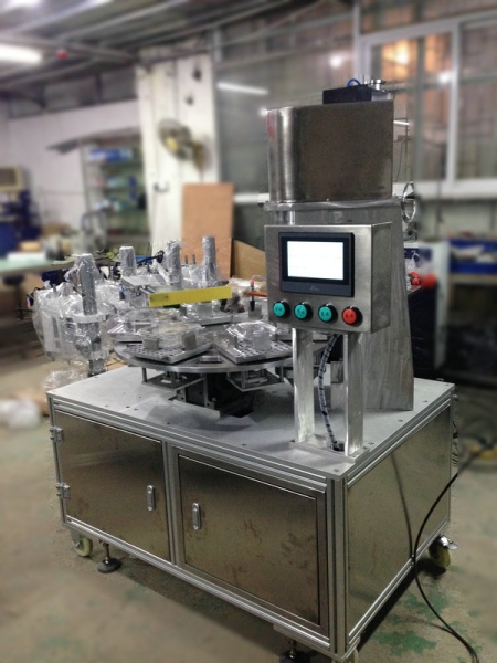 包裝盒6工位轉(zhuǎn)盤(pán)焊接機(jī)